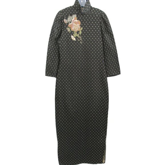 Vintage Cheongsam Embroidered Black Dress Satin XS/S - Picture 1 of 7